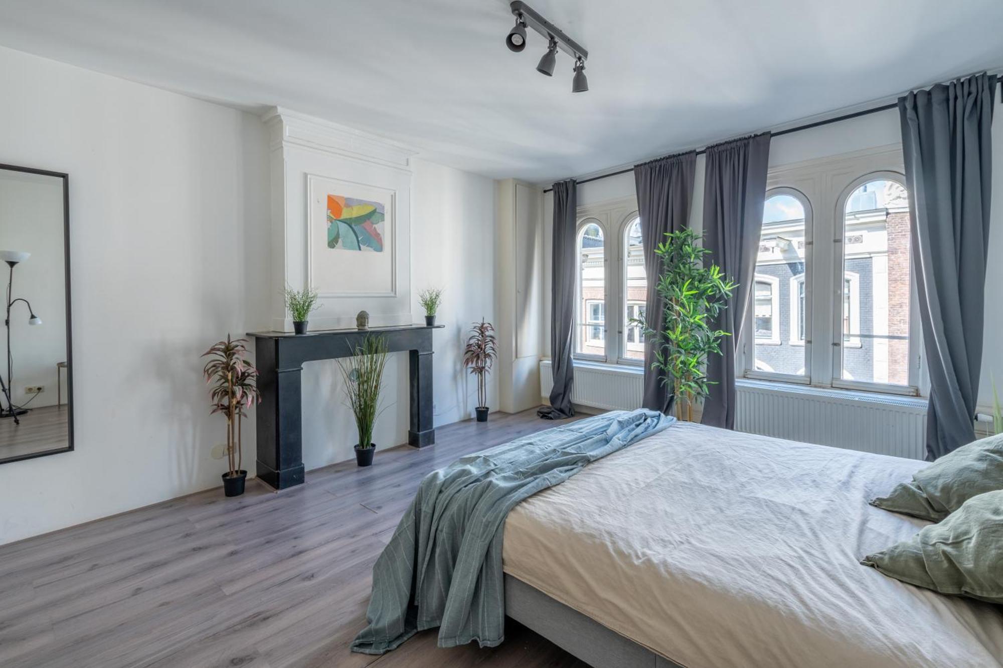 Penthouse Amsterdam Dam Square Hotel Exterior photo